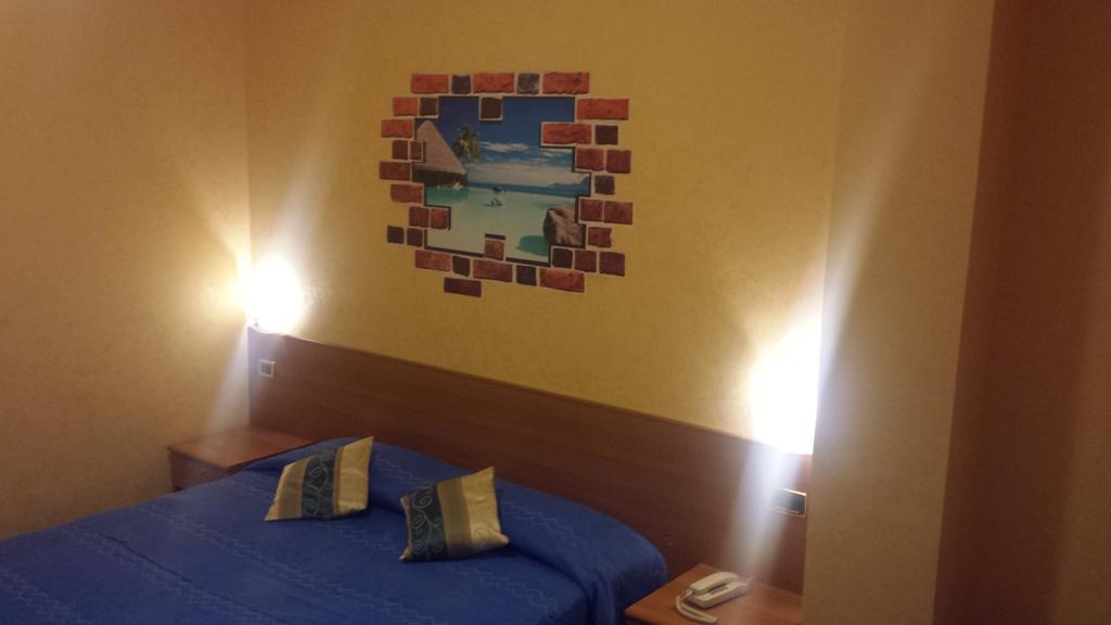 Hotel Residence Memmina Φροζινόνε Δωμάτιο φωτογραφία
